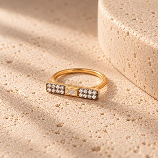 Vita Shiny Gold Bar Baguette Ring