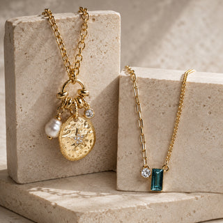 Golden Star Charm Necklace Set