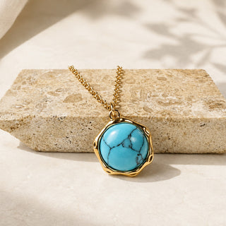 Turquoise Horseshoe Charm Necklace Set
