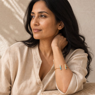 Vita Shiny Gold Open Cuff Bracelet - model 1