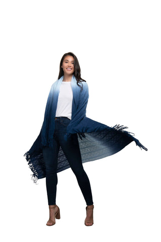Cable Knit Ombre Scarf Blanket-Navy